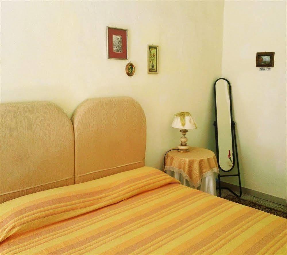 Le Violette Hotell Lucca Exteriör bild